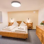 Alpenflair Ferienwohnungen Landhaus Dodel Whg. 211